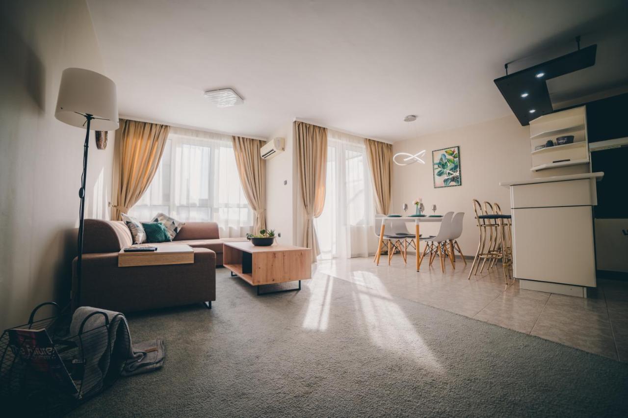 Unbeatable Location: New & Comfy Apartment Varna Exteriér fotografie