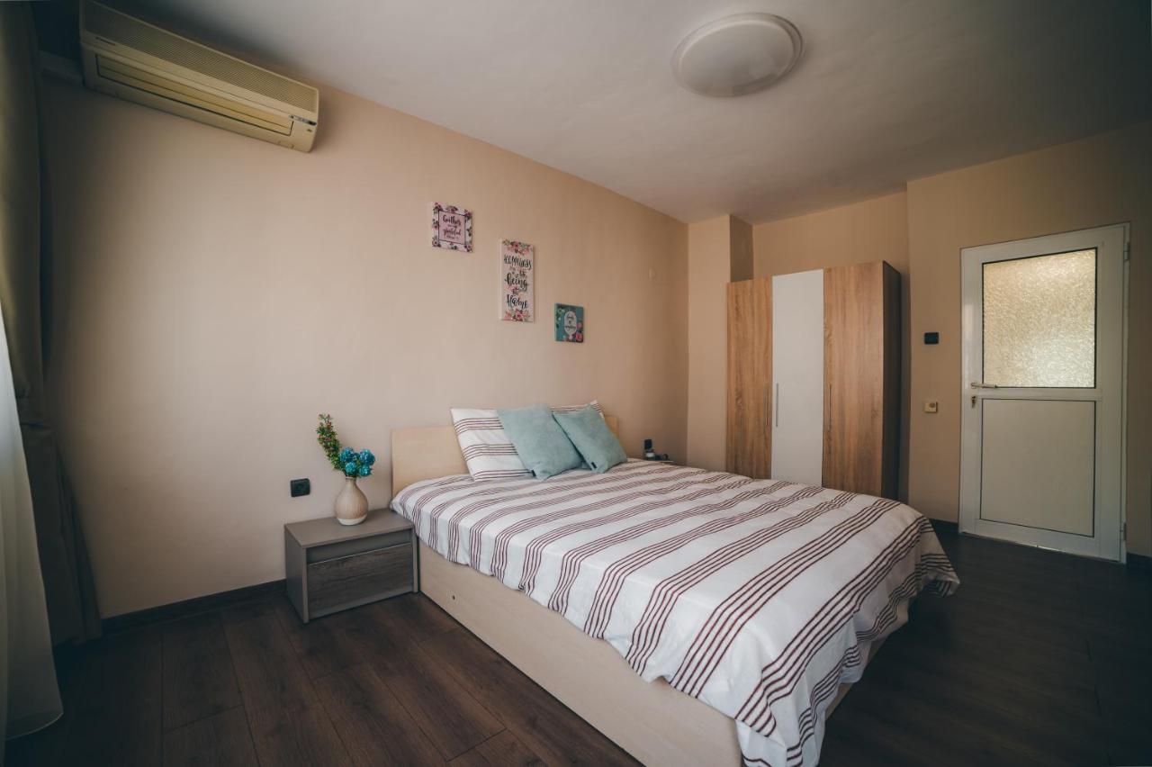 Unbeatable Location: New & Comfy Apartment Varna Exteriér fotografie